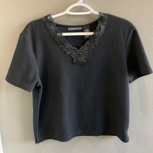 Cottage Street Women’s Short Sleeved Black Blouse Size XL - Picture 4 of 14